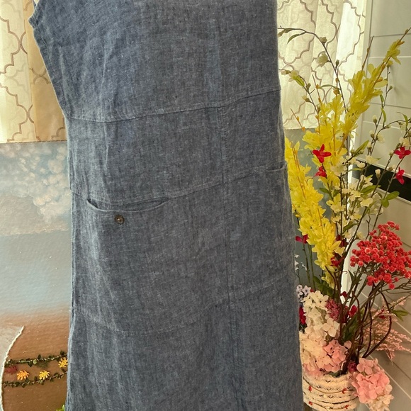 Elegant Blue Denim Midi Dress - Picture 2 of 6